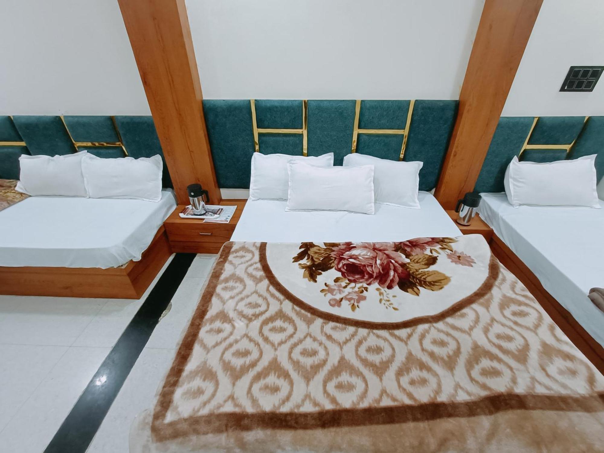 Hotel Shreem Ujjain Exterior photo