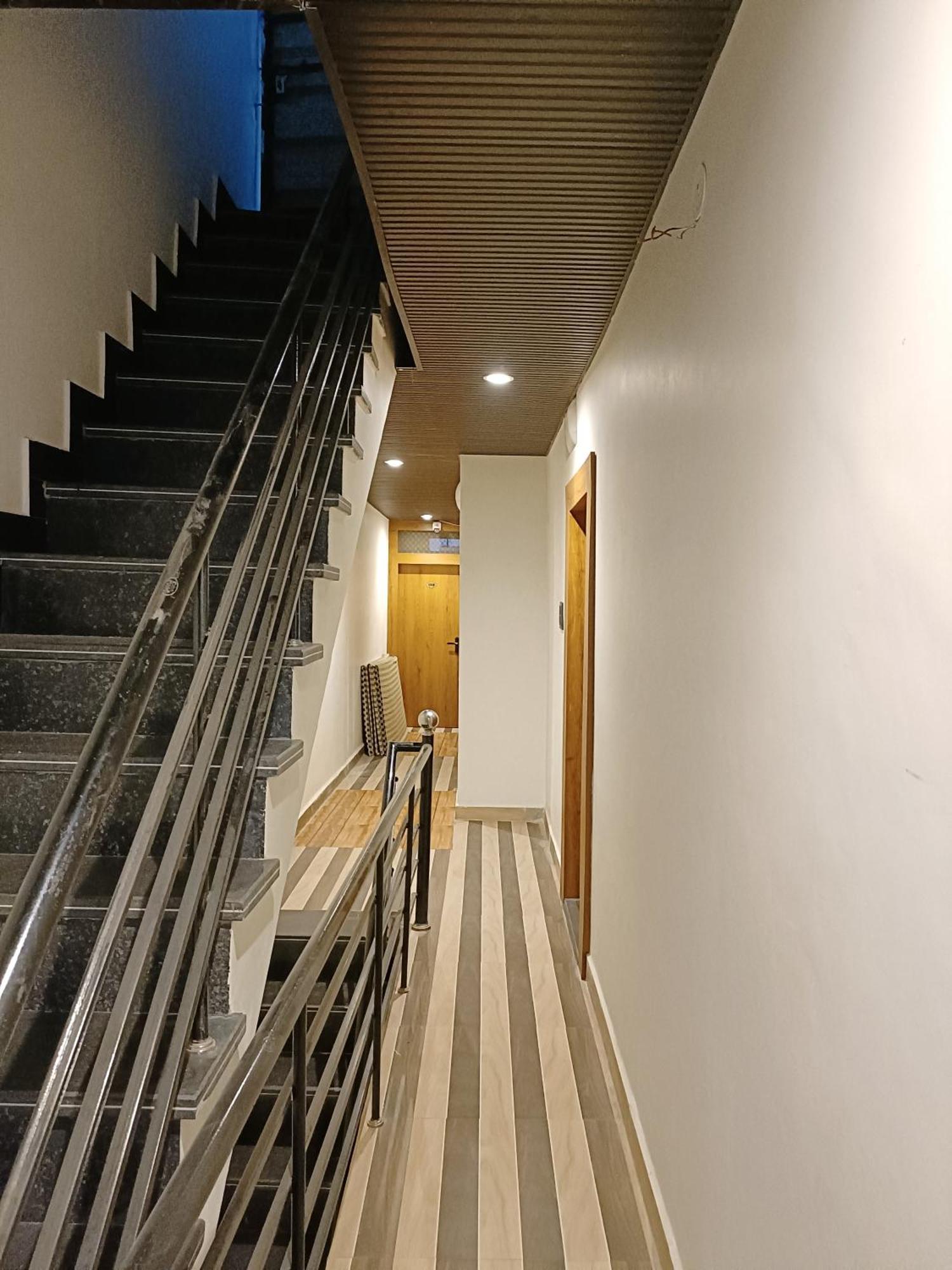 Hotel Shreem Ujjain Exterior photo