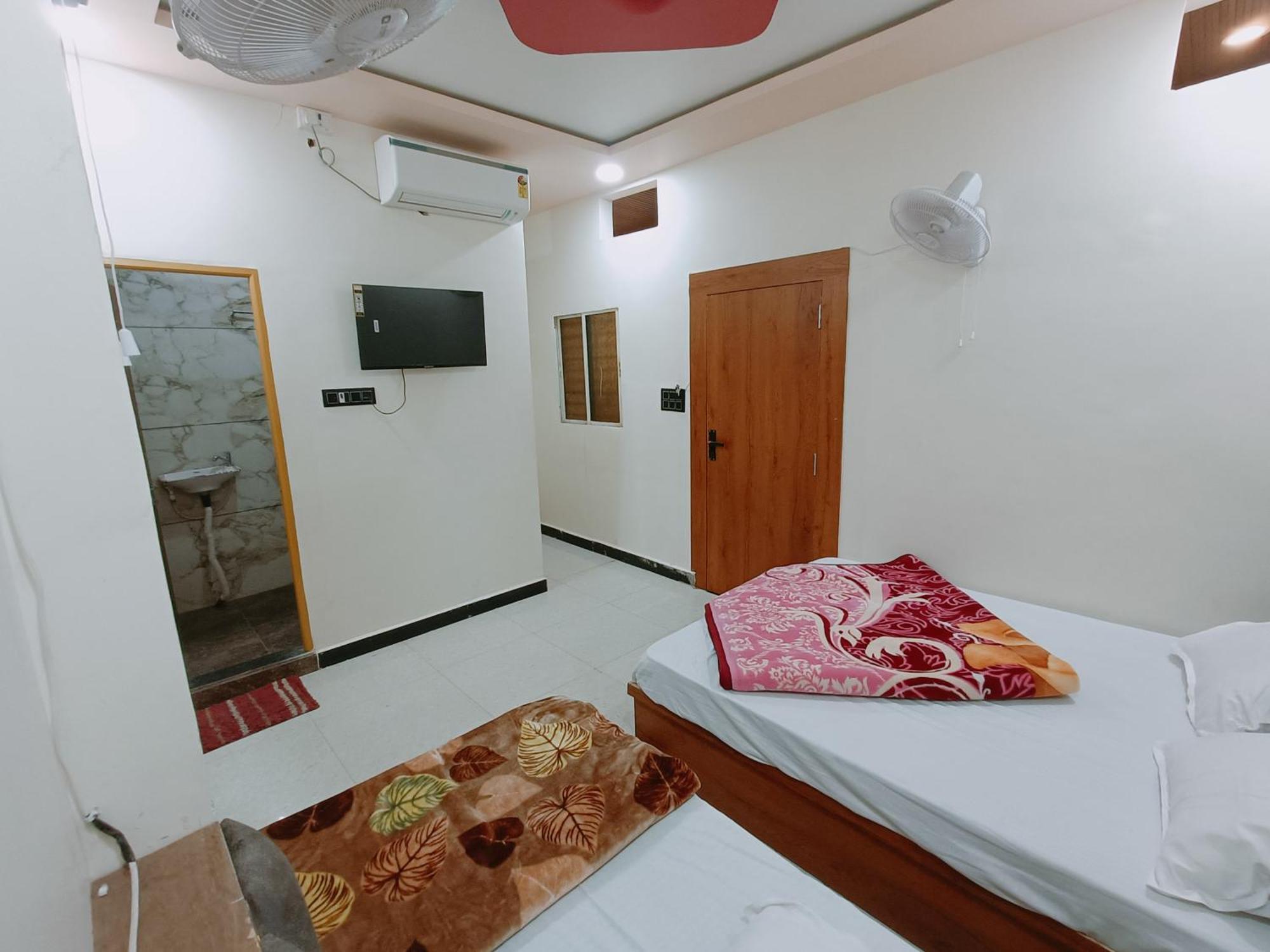 Hotel Shreem Ujjain Exterior photo