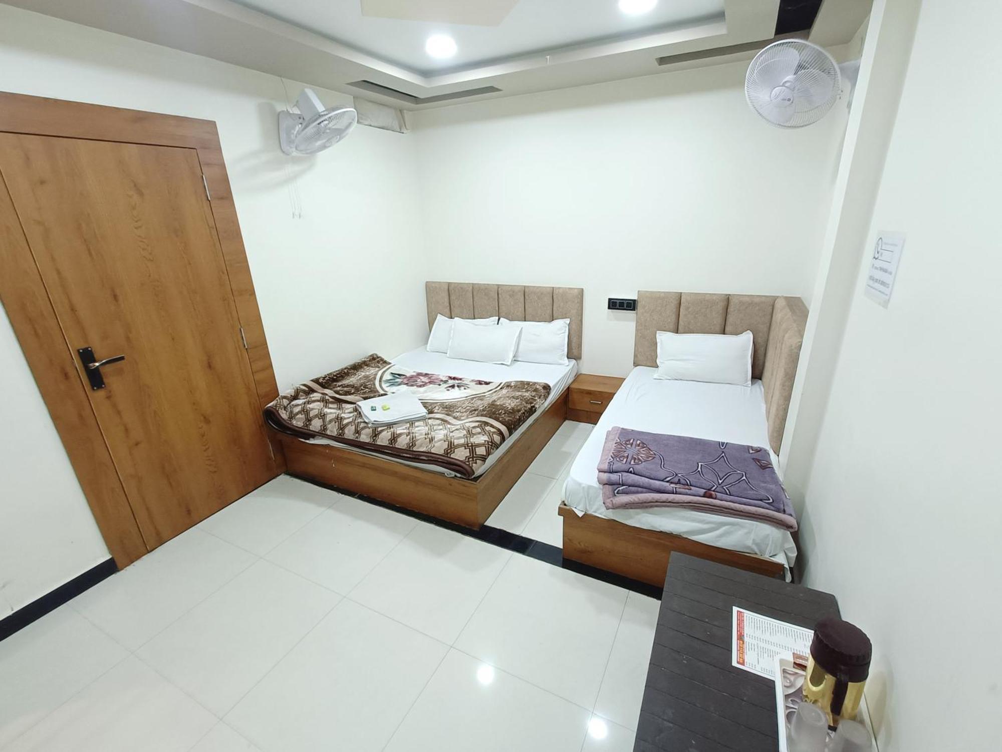 Hotel Shreem Ujjain Room photo