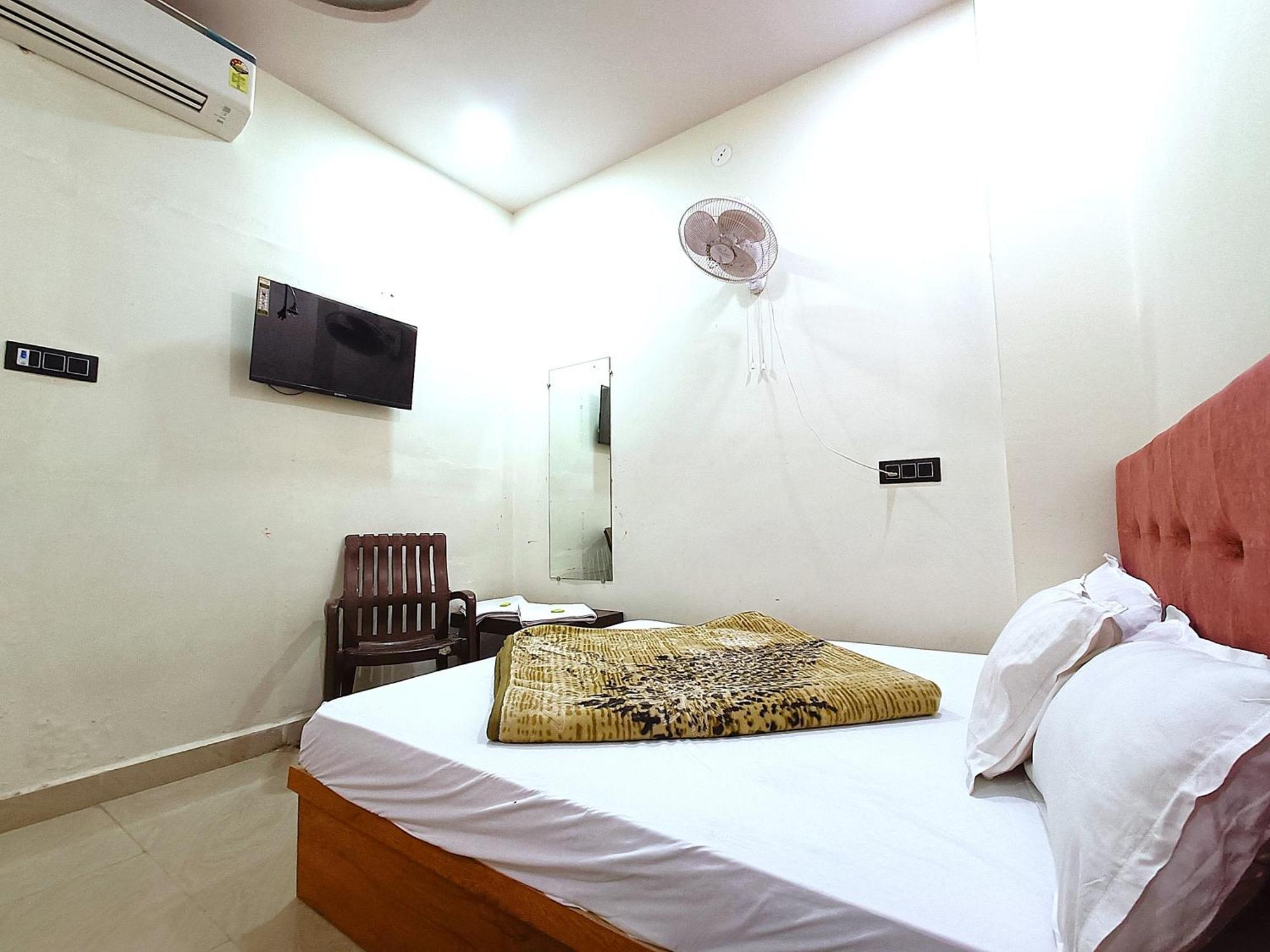 Hotel Shreem Ujjain Exterior photo