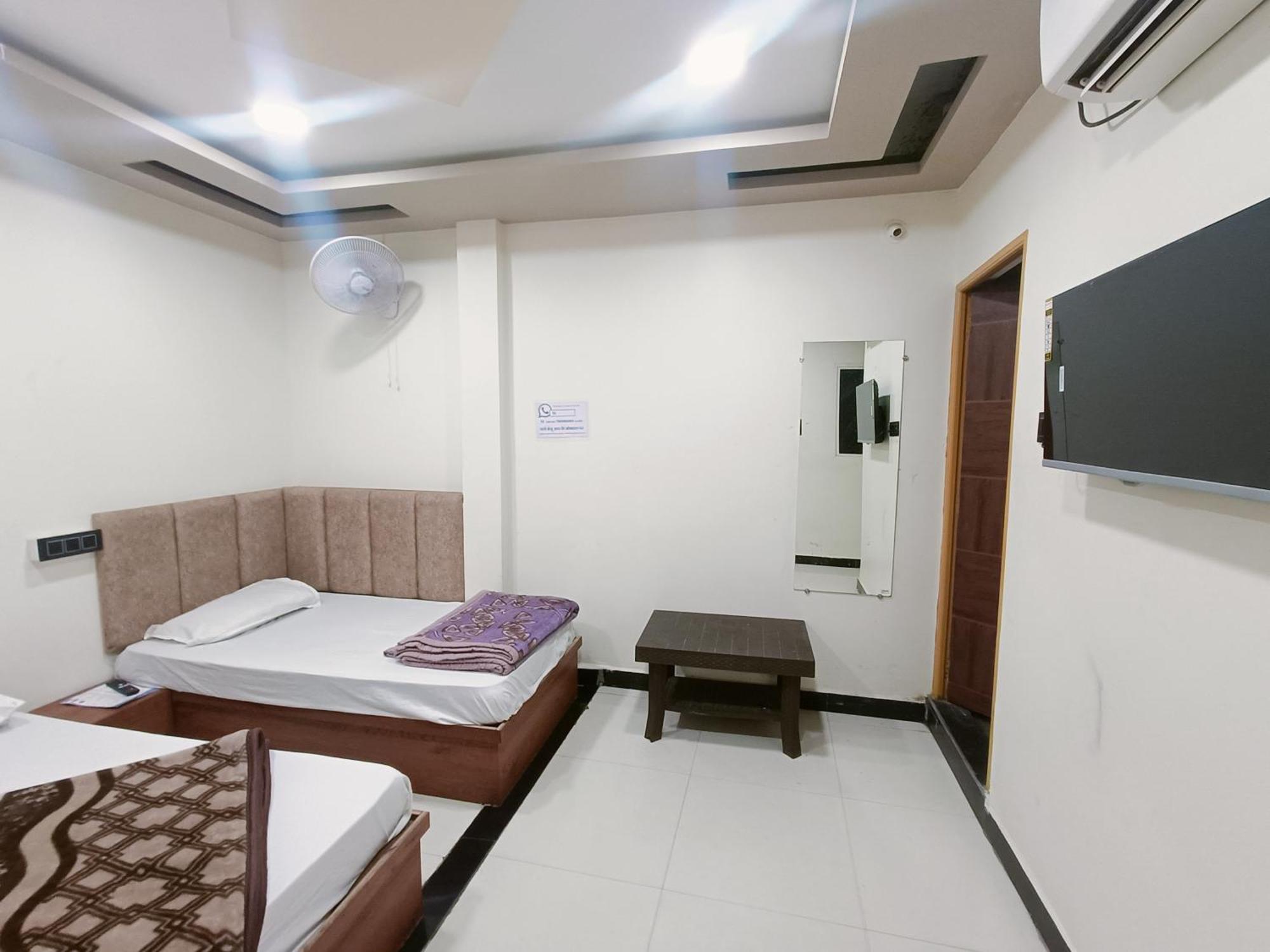 Hotel Shreem Ujjain Exterior photo